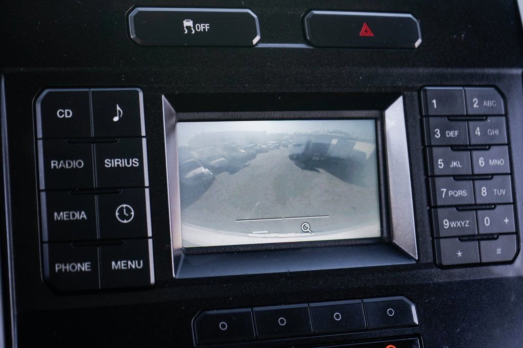 Used 2017 Ford F550 2WD Regular Cab Super Duty image 33