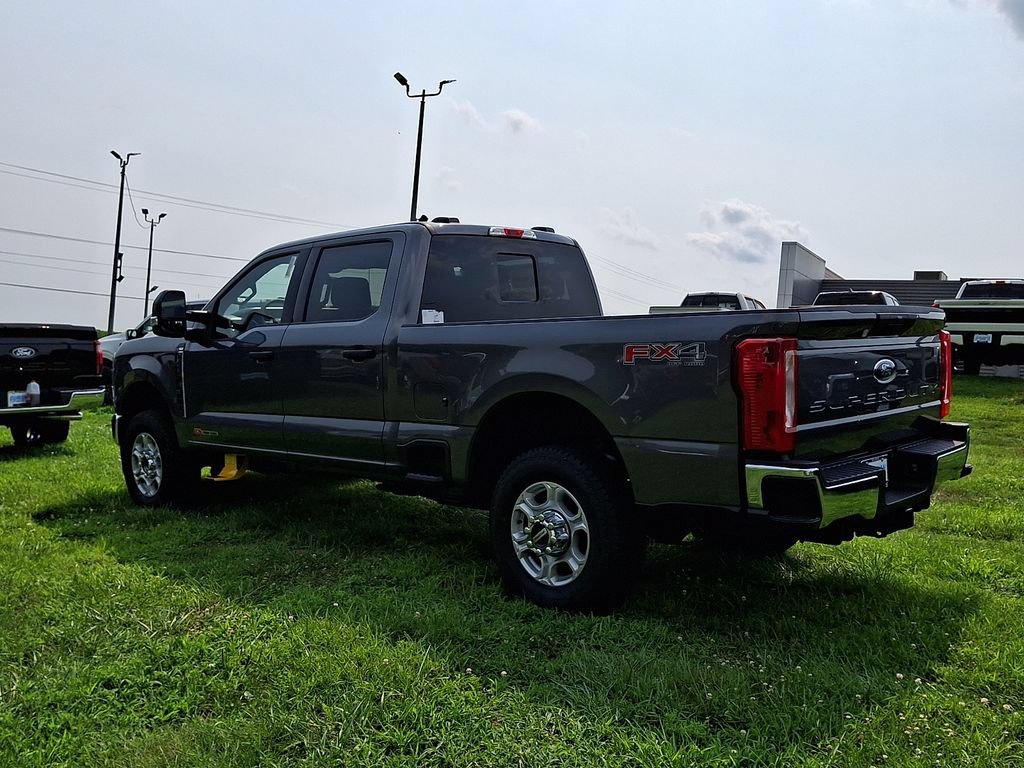 New 2026 Ford F250 XLT AWD/4WD image 3