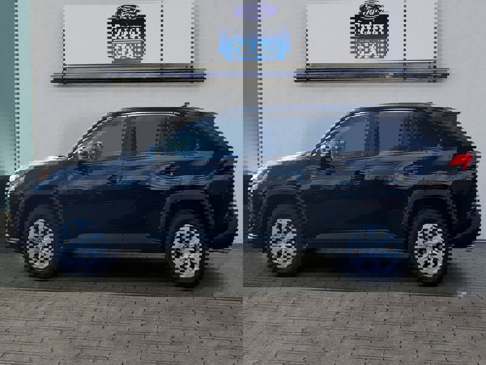 Used 2024 Toyota RAV4 LE image 6