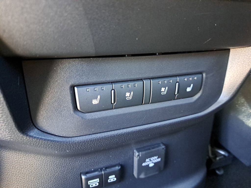 Certified 2025 Toyota Tundra 1794 Edition image 10