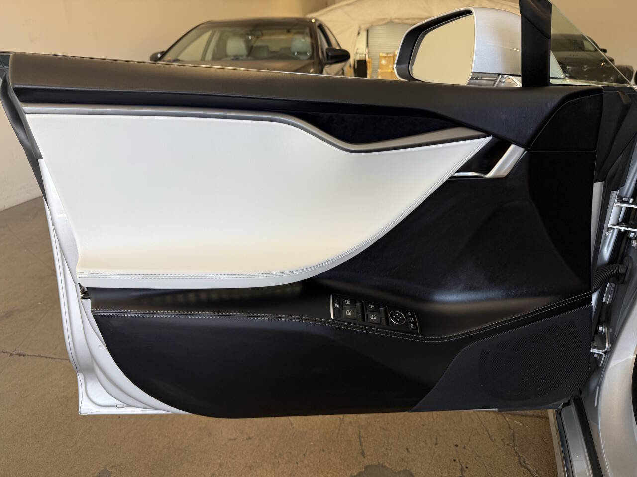 Used 2018 Tesla Model S 75D AWD/4WD image 20