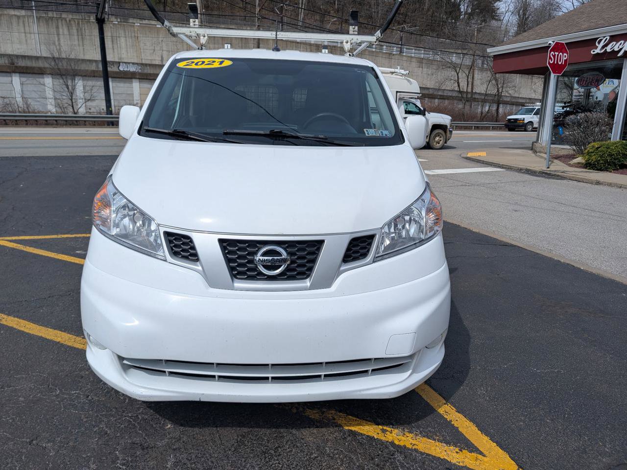 Used 2021 Nissan NV200 SV w/ Sliding Door Glass Package image 2