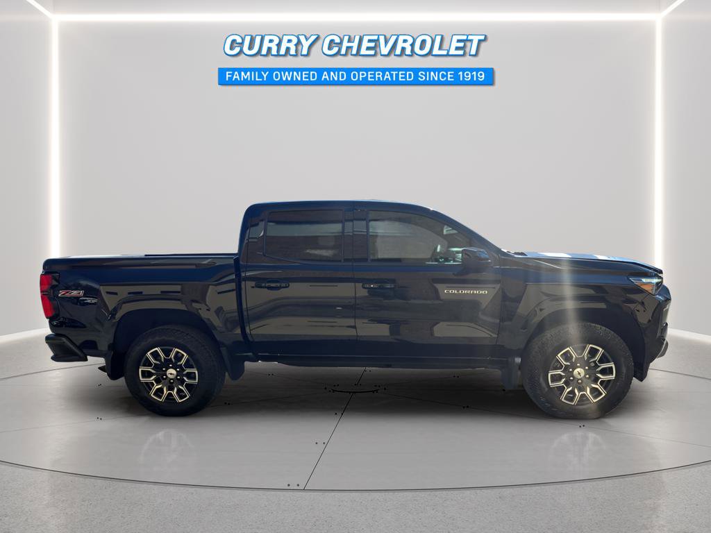 Used 2024 Chevrolet Colorado Z71 w/ Z71 Convenience Package 2 image 21