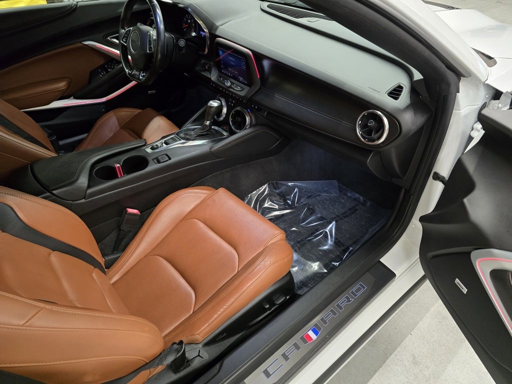 Used 2019 Chevrolet Camaro SS image 33