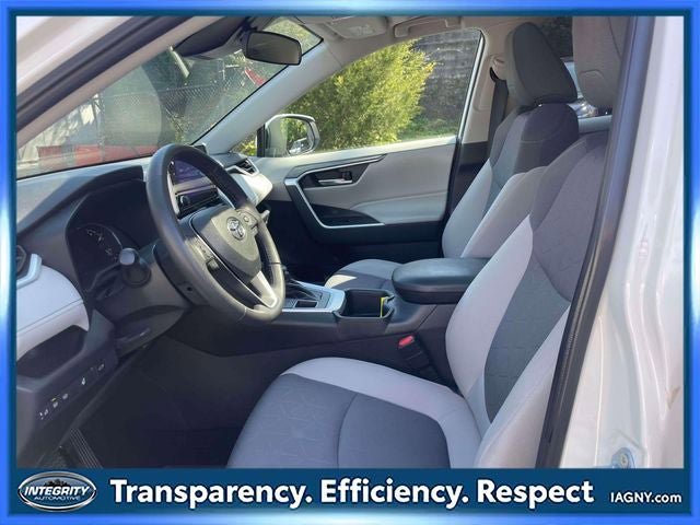 Used 2023 Toyota RAV4 XLE w/ Convenience Package AWD/4WD image 15