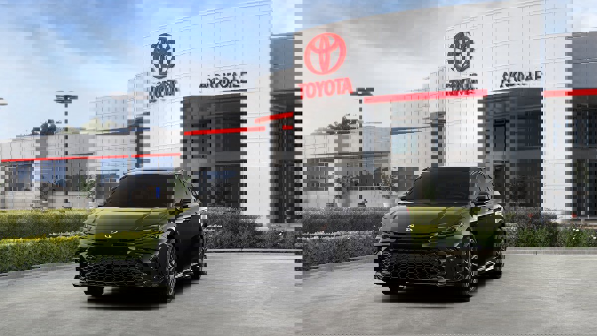 New 2026 Toyota Camry XSE FWD image 18