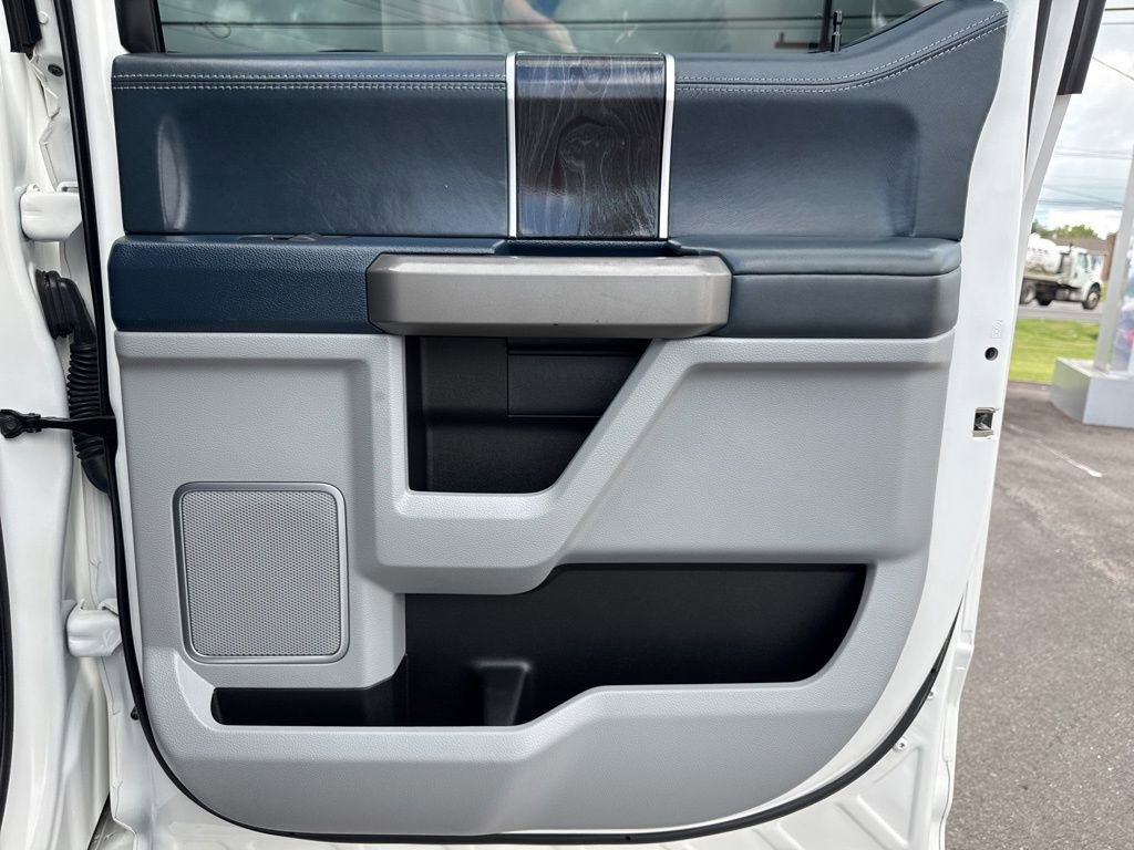 Used 2022 Ford F450 Limited w/ FX4 Off-Road Package image 18