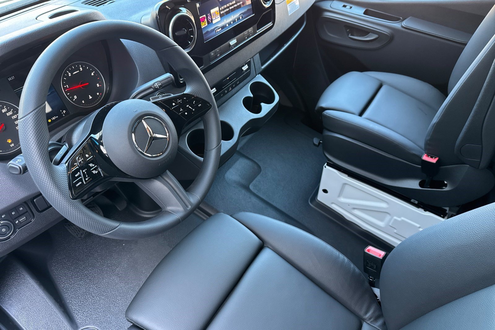 New 2026 Mercedes-Benz Sprinter 2500 image 4