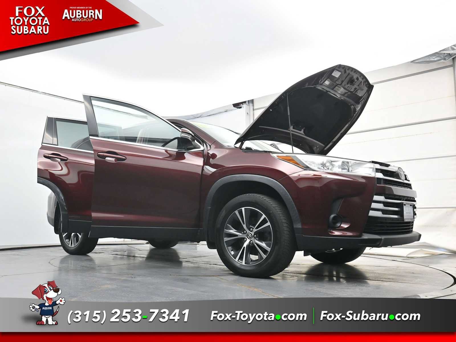 Used 2019 Toyota Highlander LE AWD/4WD image 39