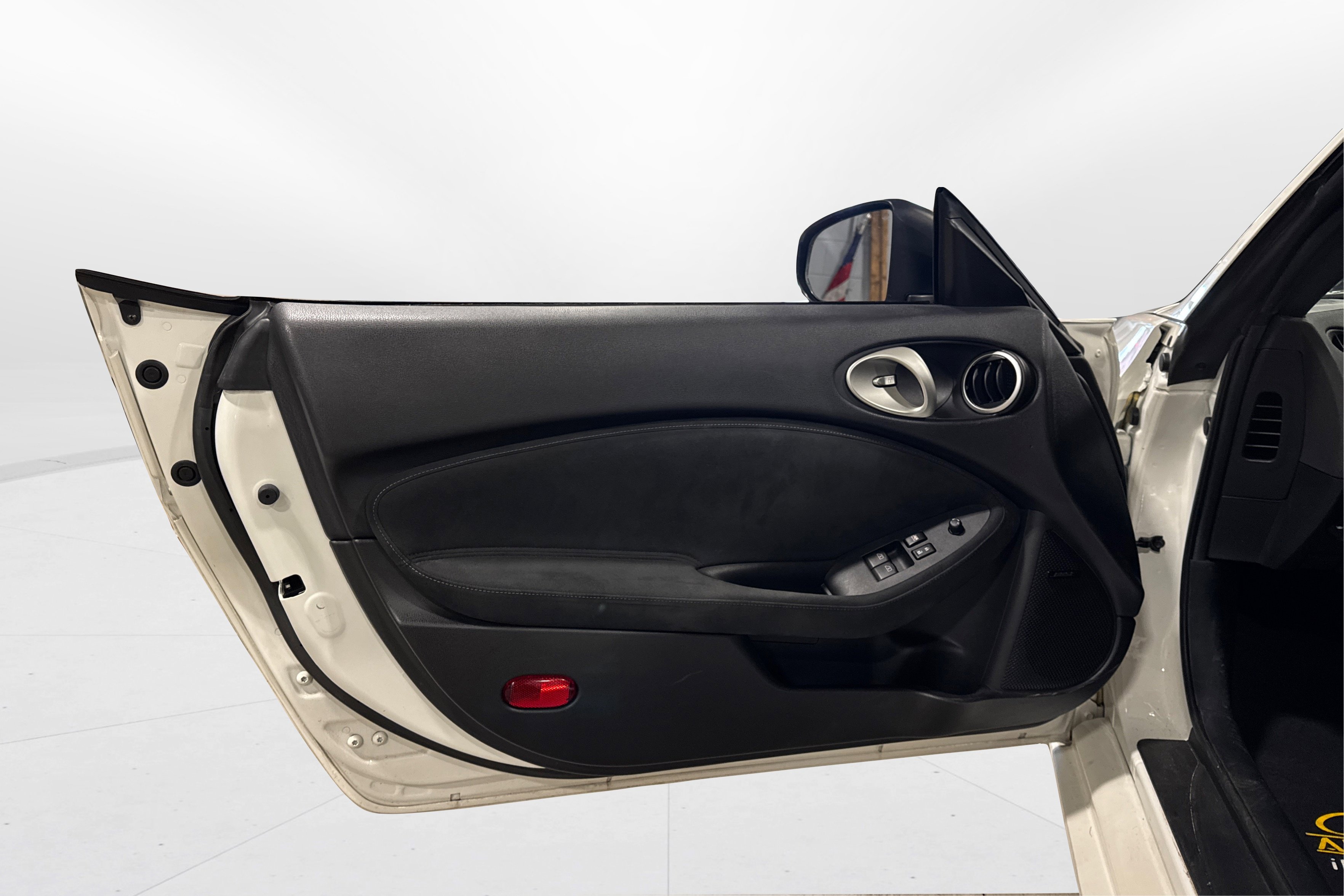 Used 2020 Nissan 370Z Touring Sport image 16