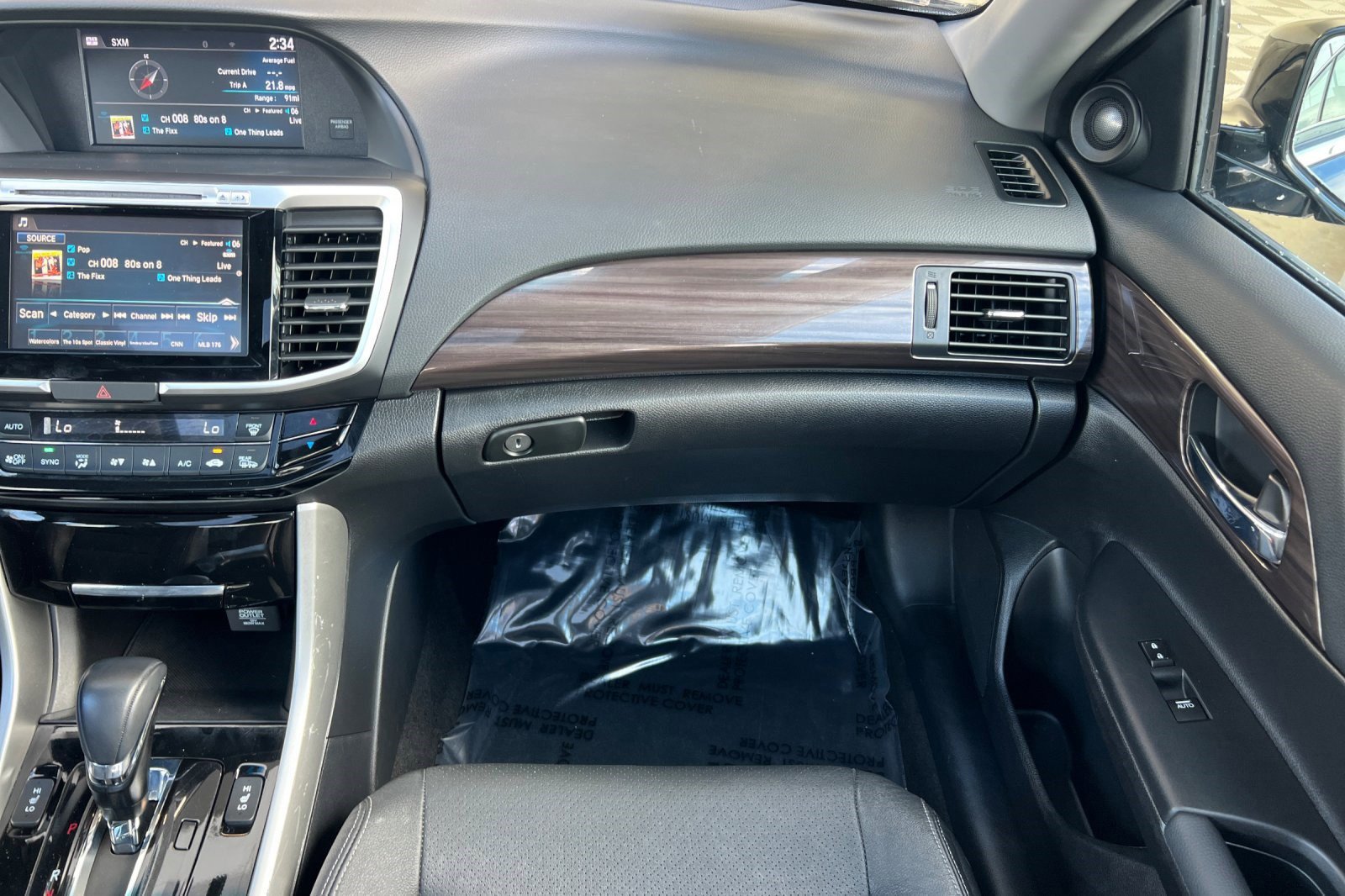 Used 2017 Honda Accord EX-L image 28