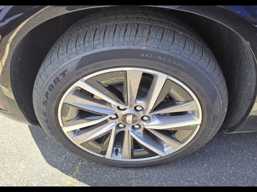 Used 2026 Cadillac Vistiq Sport AWD/4WD image 6