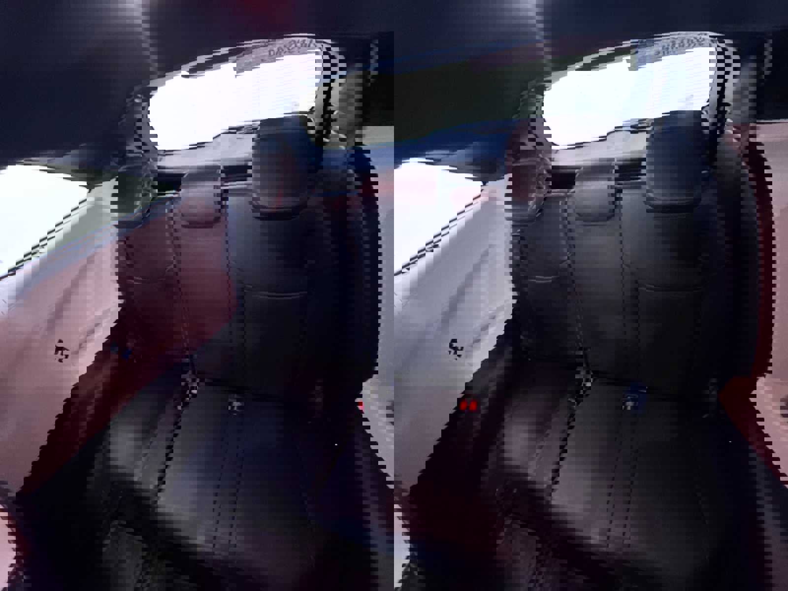 Used 2025 Toyota Sienna Limited image 38