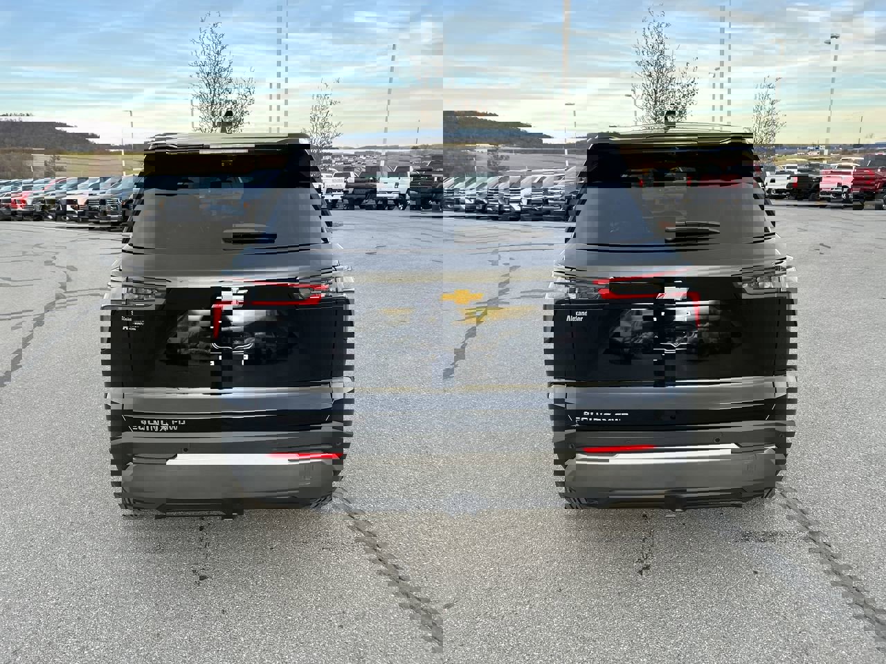 New 2026 Chevrolet Equinox LT w/ Safety and Technology Package image 6