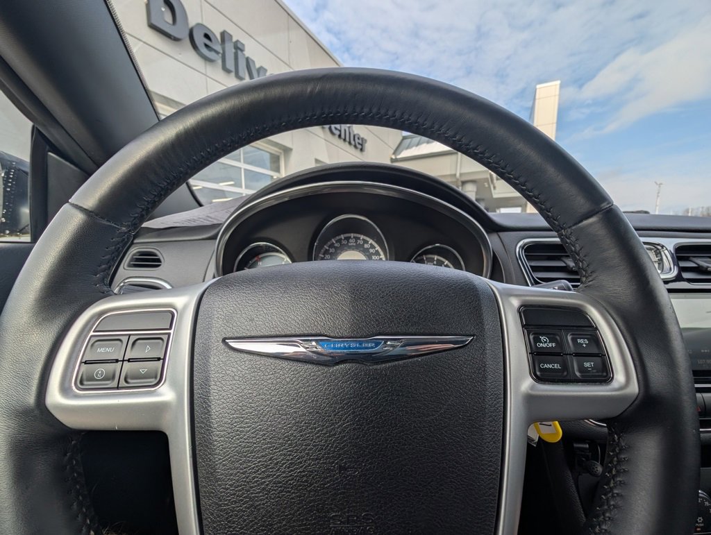 Used 2013 Chrysler 200 Touring w/ Cold Weather Group image 15