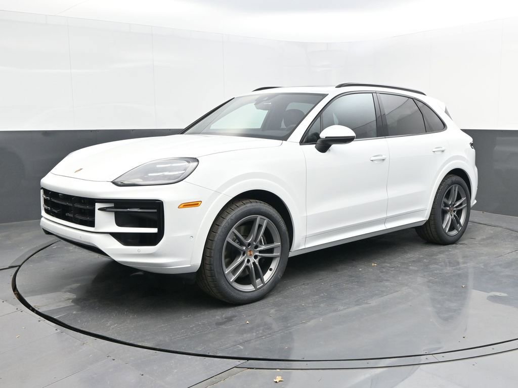 Certified 2025 Porsche Cayenne AWD/4WD image 1
