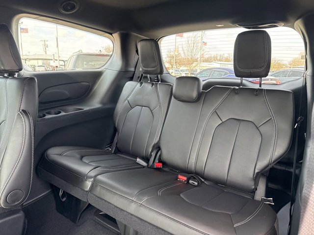 New 2026 Chrysler Voyager LX image 13