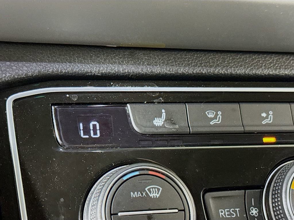 Used 2022 Volkswagen Atlas SE image 17