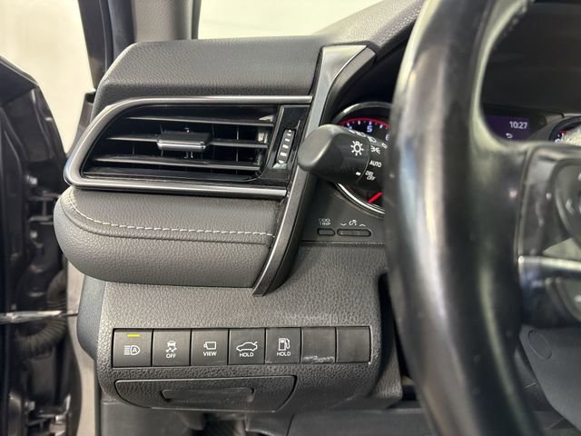 Used 2019 Toyota Camry XSE image 14