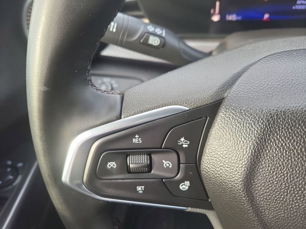 Used 2025 Chevrolet Trax ACTIV image 46