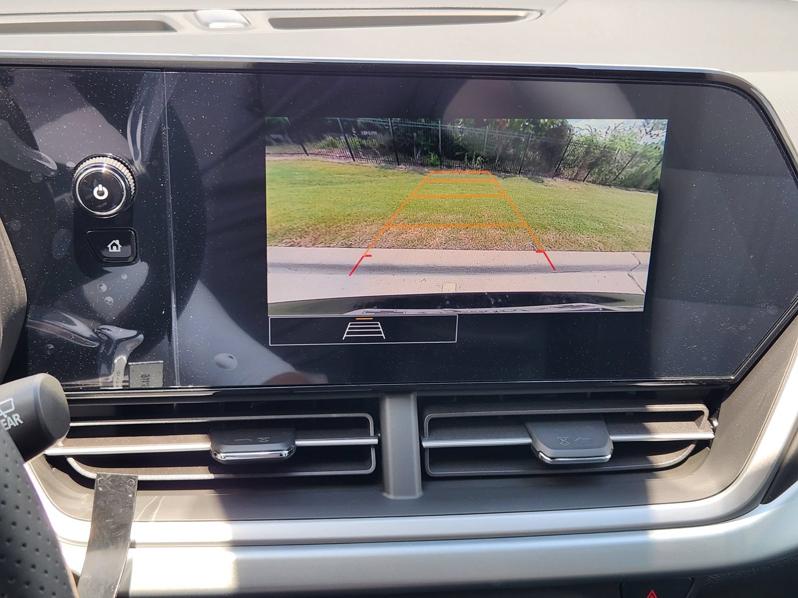 New 2026 Chevrolet Trax RS w/ Sunroof Package FWD image 16