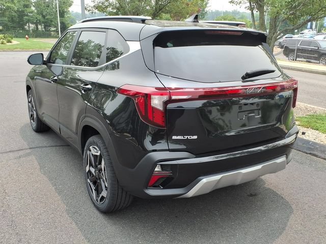 Used 2024 Kia Seltos SX w/ SX Sunroof Package AWD/4WD image 8