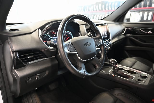 Used 2022 Chevrolet Traverse RS image 23