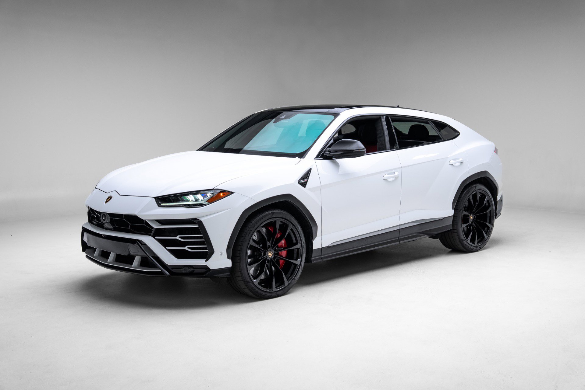 Used 2021 Lamborghini Urus AWD/4WD image 6
