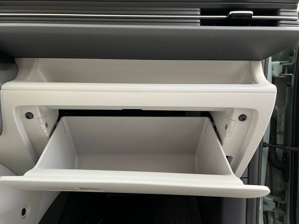 Used 2025 Hyundai Kona SEL FWD image 26