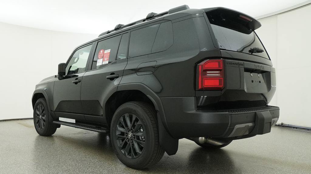 New 2027 Toyota Land Cruiser w/ Premium Package AWD/4WD image 24