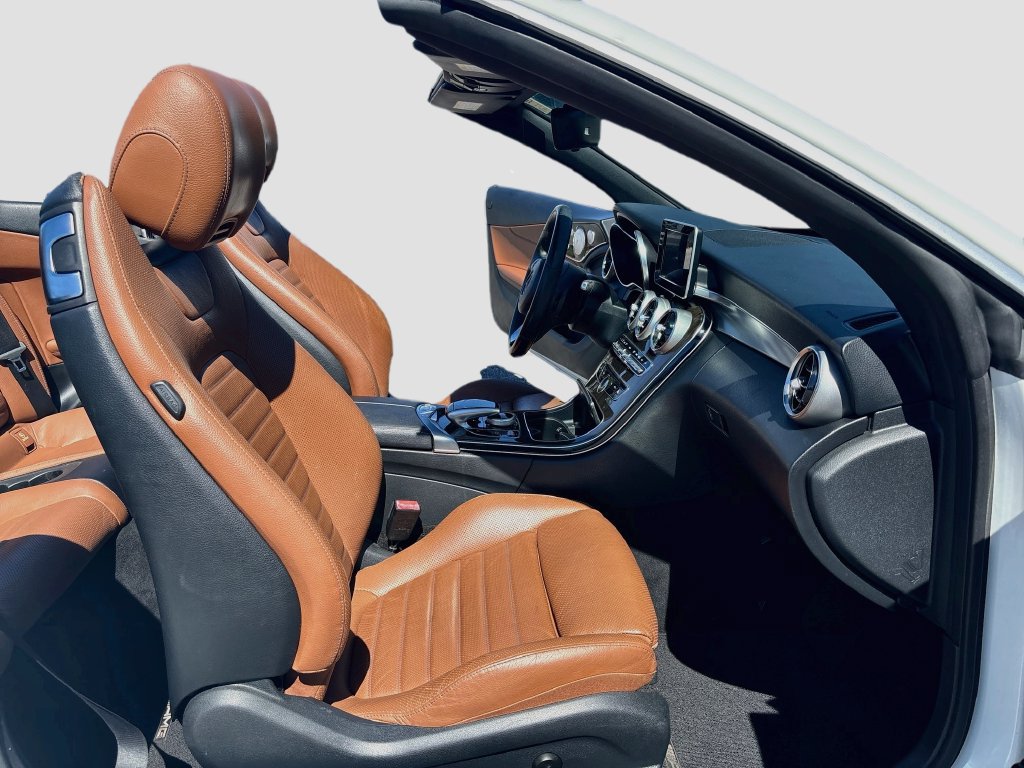 Used 2018 Mercedes-Benz C 300 4MATIC Cabriolet image 27