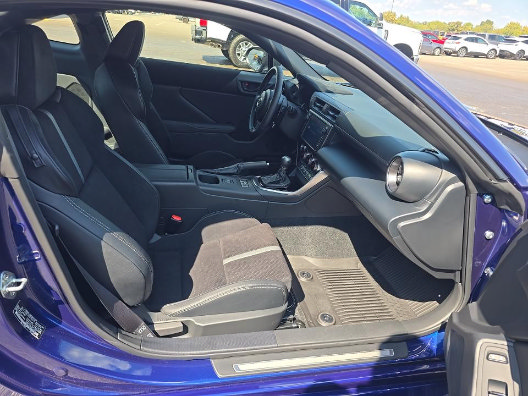 Used 2025 Toyota GR86 Premium w/ ALL Weather Mat Package (TMS) RWD image 10