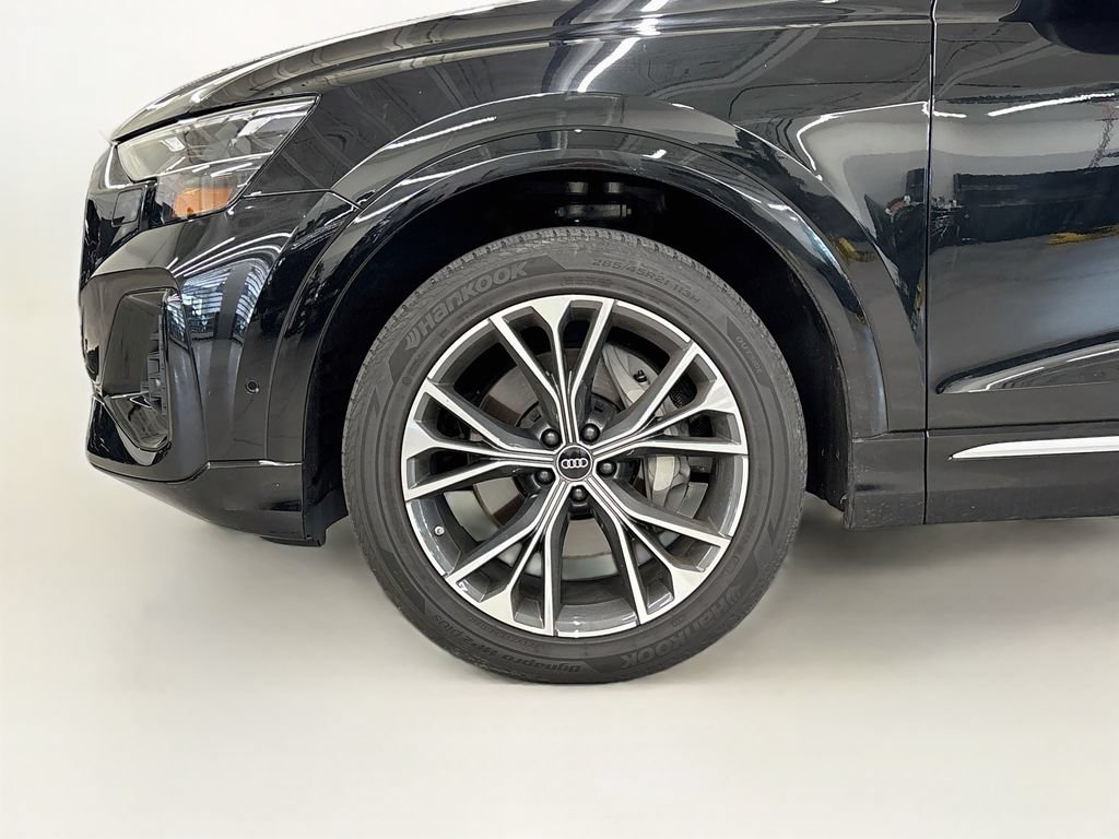 Used 2025 Audi Q8 Premium Plus w/ Premium Plus Package AWD/4WD image 25