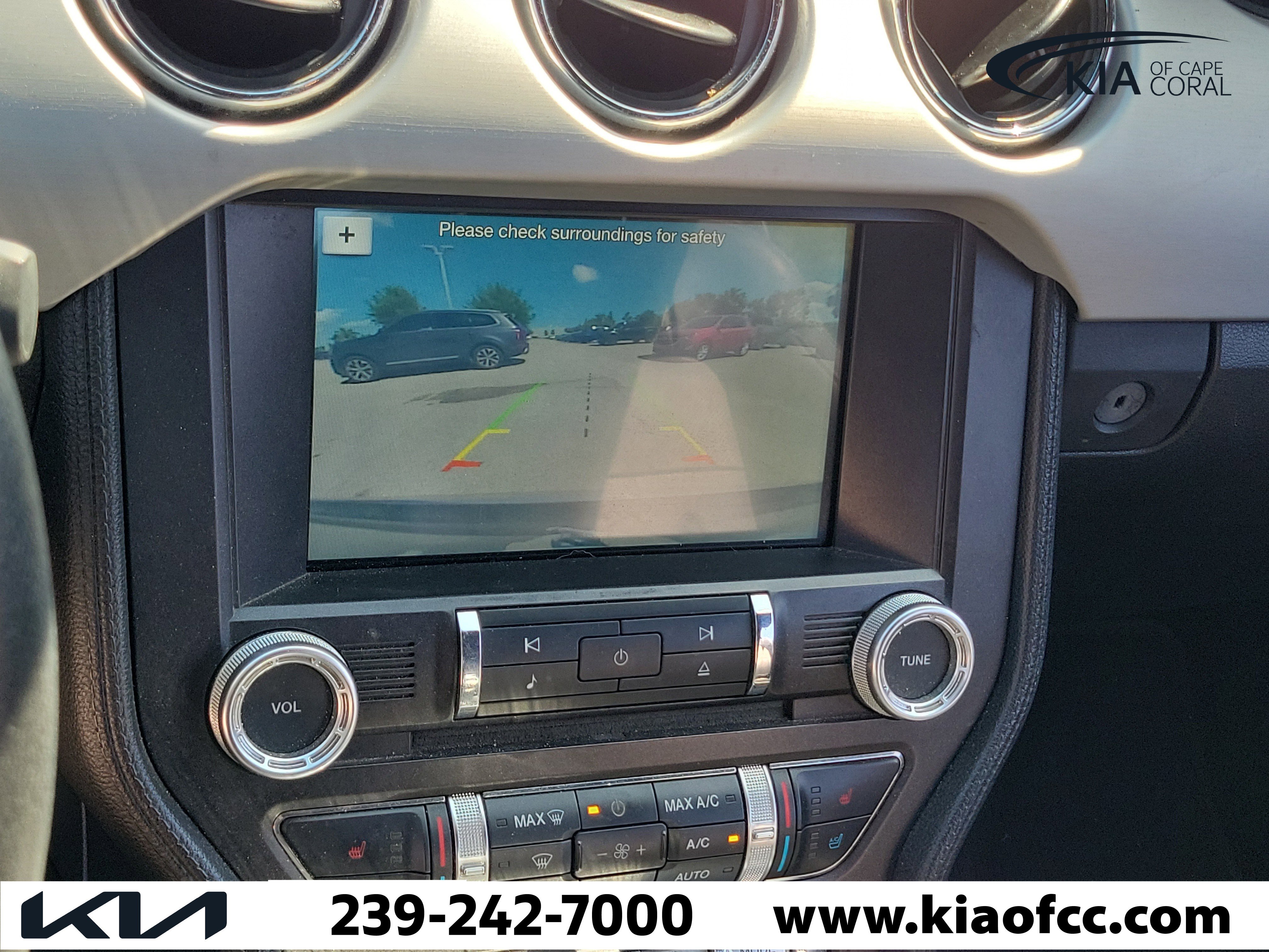 Used 2016 Ford Mustang Premium RWD image 18