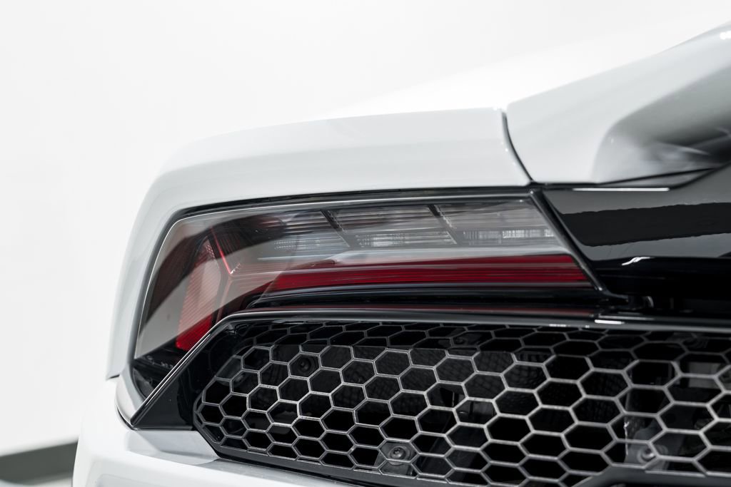 Used 2022 Lamborghini Huracan EVO RWD image 58
