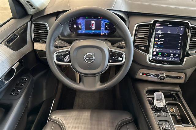 Used 2023 Volvo XC90 T8 Ultimate w/ Protection Package Premier AWD/4WD image 15