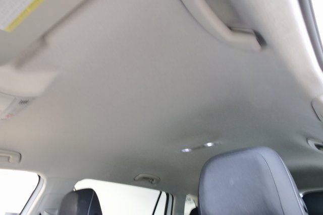 Used 2022 Volkswagen Tiguan S image 30