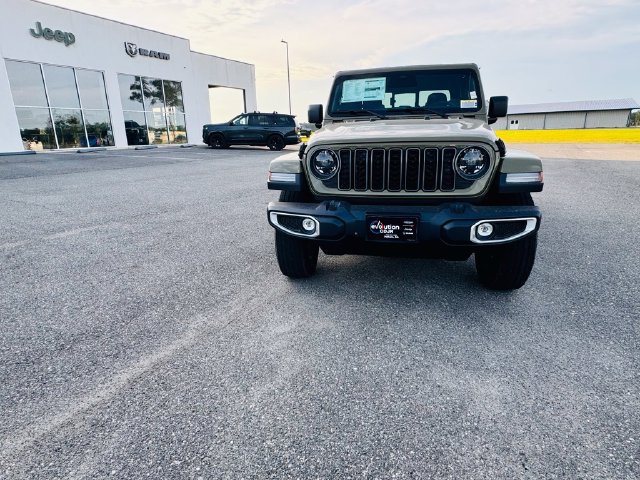 New 2026 Jeep Wrangler Unlimited Rubicon