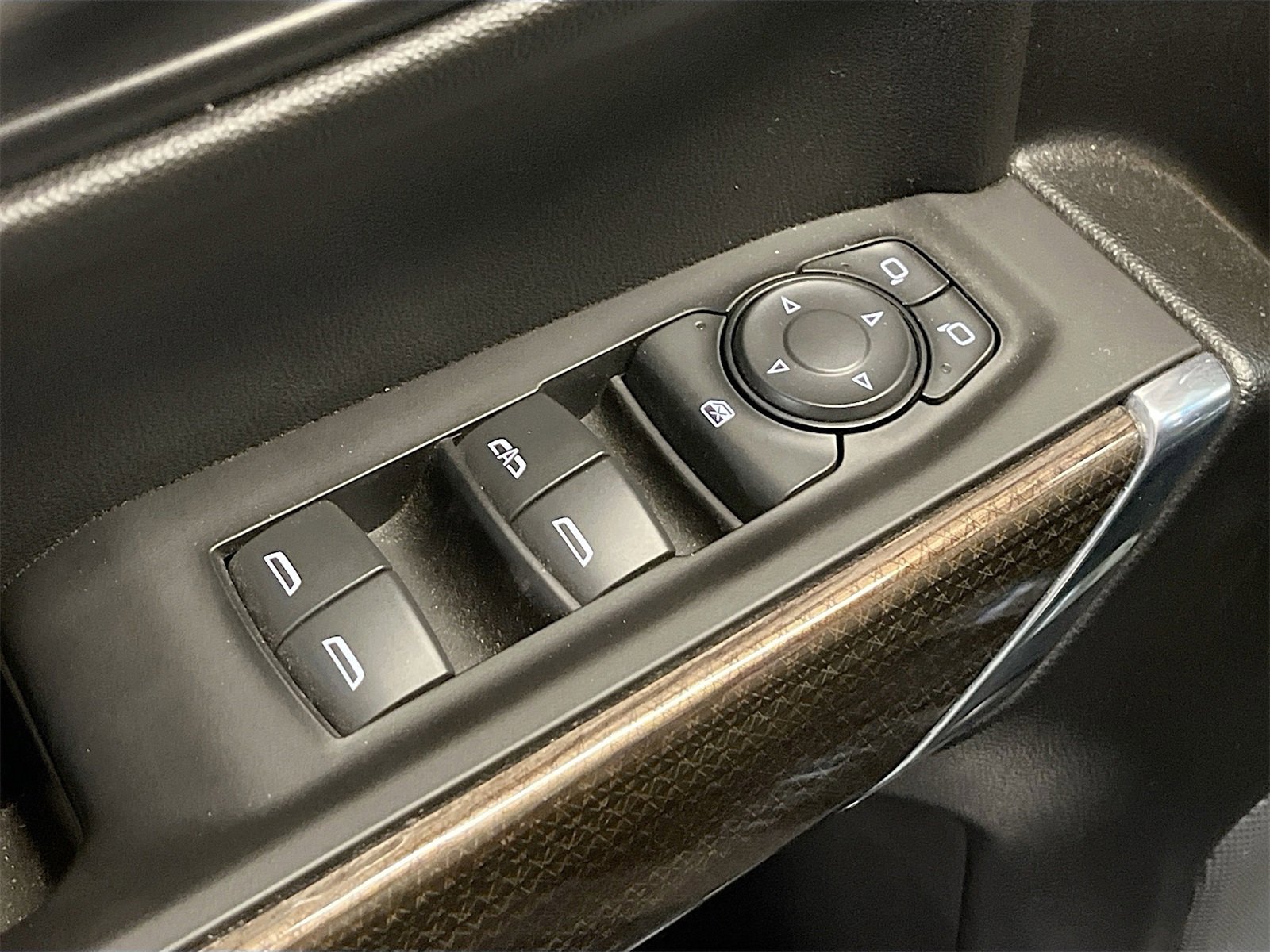 Used 2022 Chevrolet Silverado 1500 RST image 17