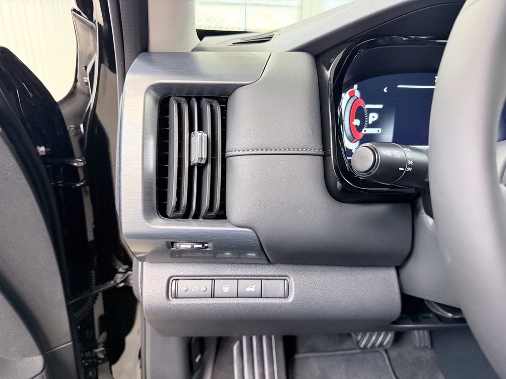 New 2026 Nissan Pathfinder SL AWD/4WD image 39
