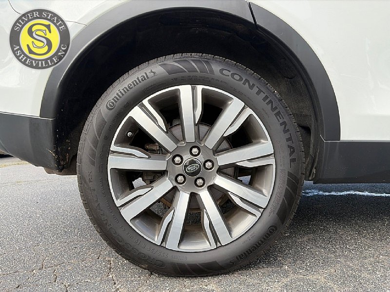 Used 2017 Land Rover Discovery Sport HSE Luxury AWD/4WD image 9