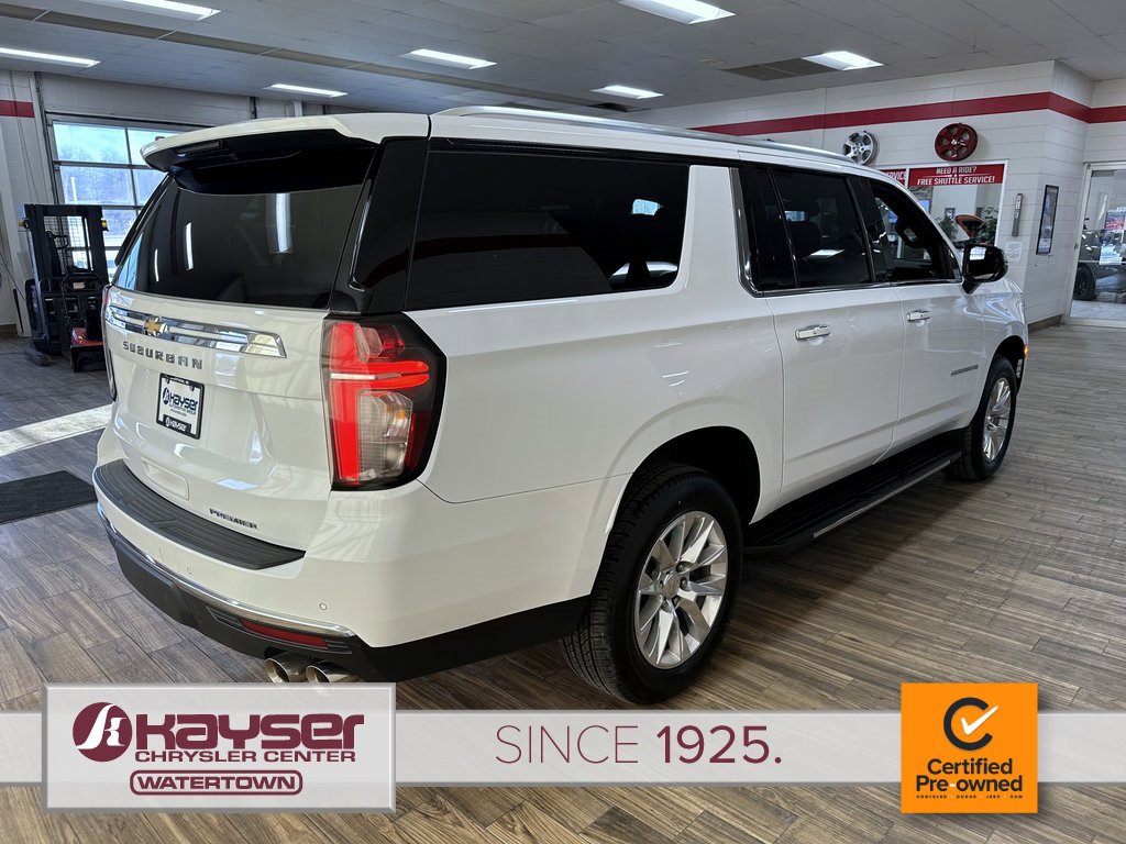 Used 2024 Chevrolet Suburban Premier image 5