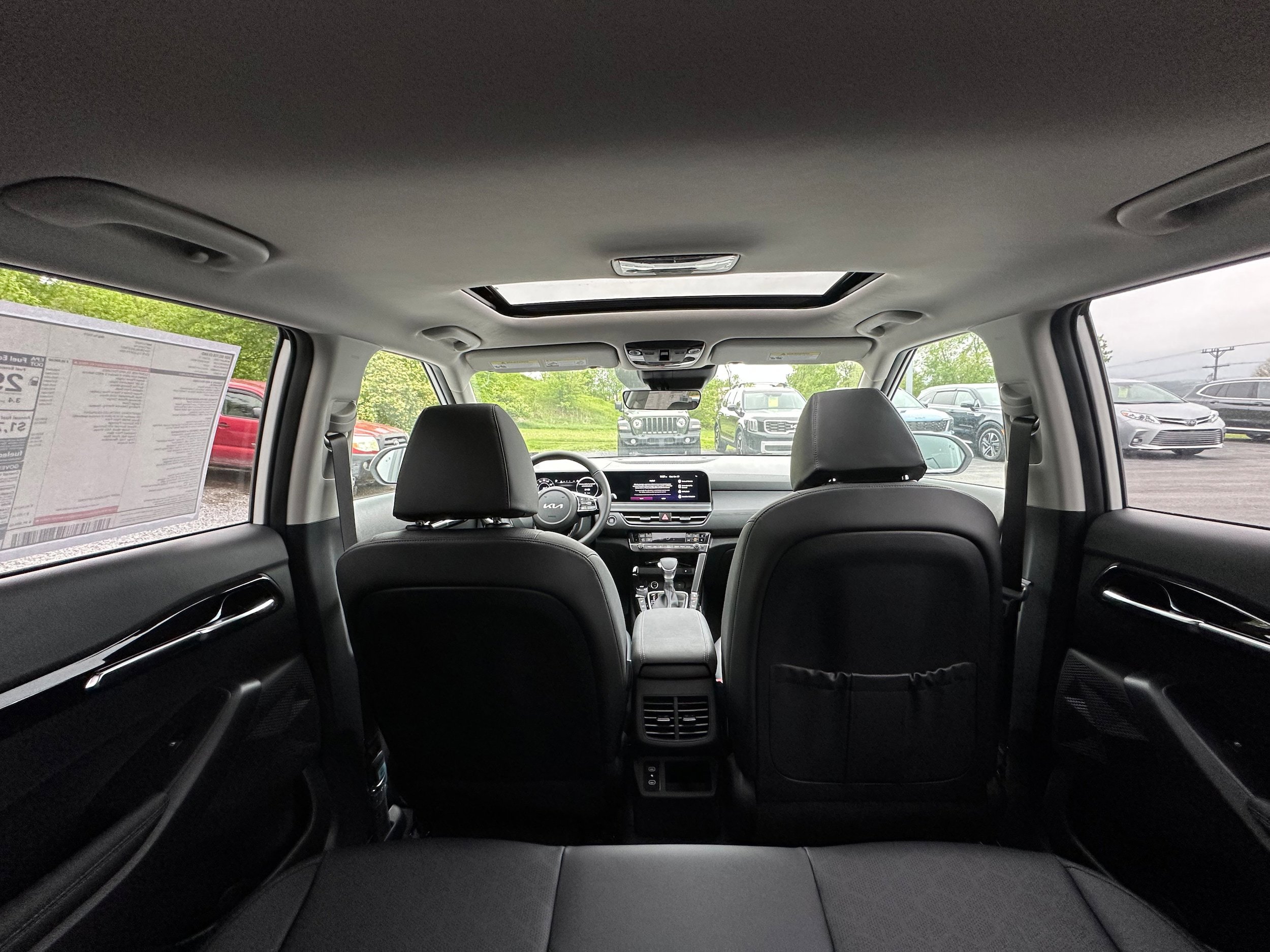 New 2026 Kia Seltos EX AWD/4WD image 11