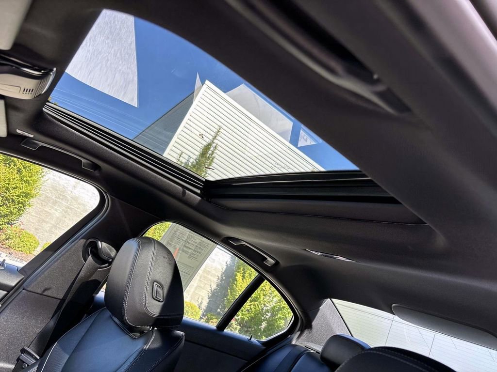 Certified 2025 BMW 330i xDrive Sedan image 61