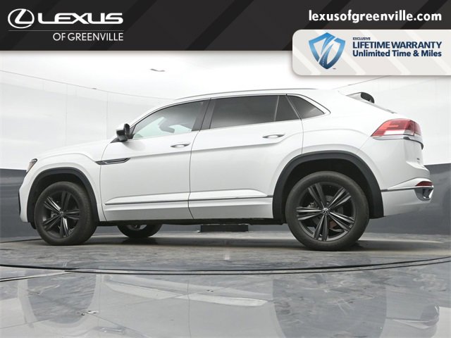 Used 2022 Volkswagen Atlas Cross Sport SEL R-Line image 15