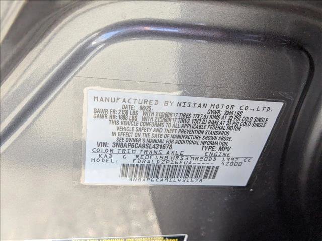 Used 2025 Nissan Kicks SV w/ Charging Package image 16