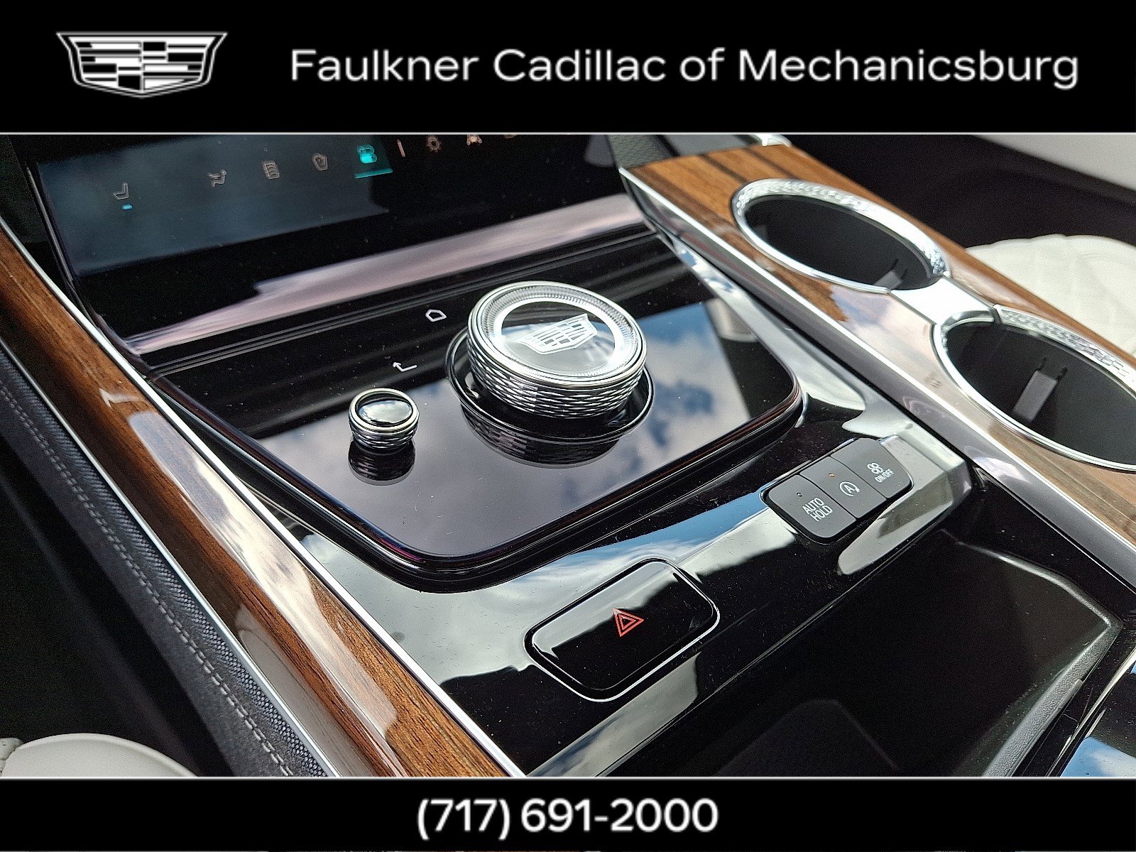 New 2025 Cadillac Escalade Sport Platinum w/ LPO, ONYX Package image 17