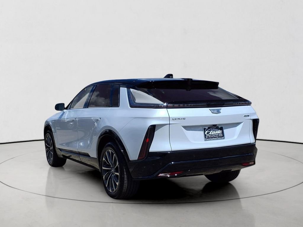 New 2026 Cadillac Lyriq Sport RWD image 2