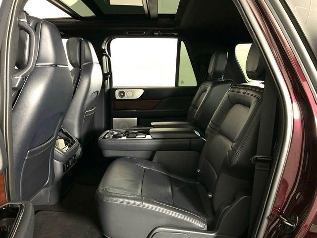 Used 2023 Lincoln Navigator L Reserve image 34