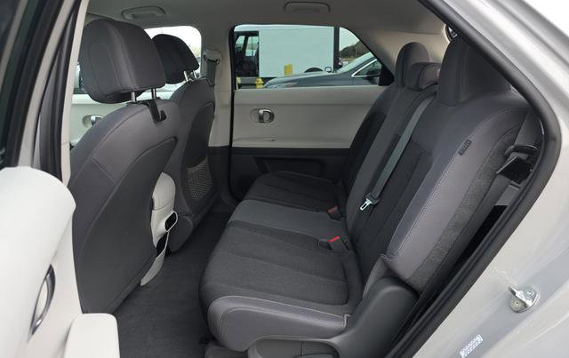 Used 2024 Hyundai Ioniq 5 SEL AWD/4WD image 8